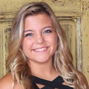 Meet your Posher, Olivia